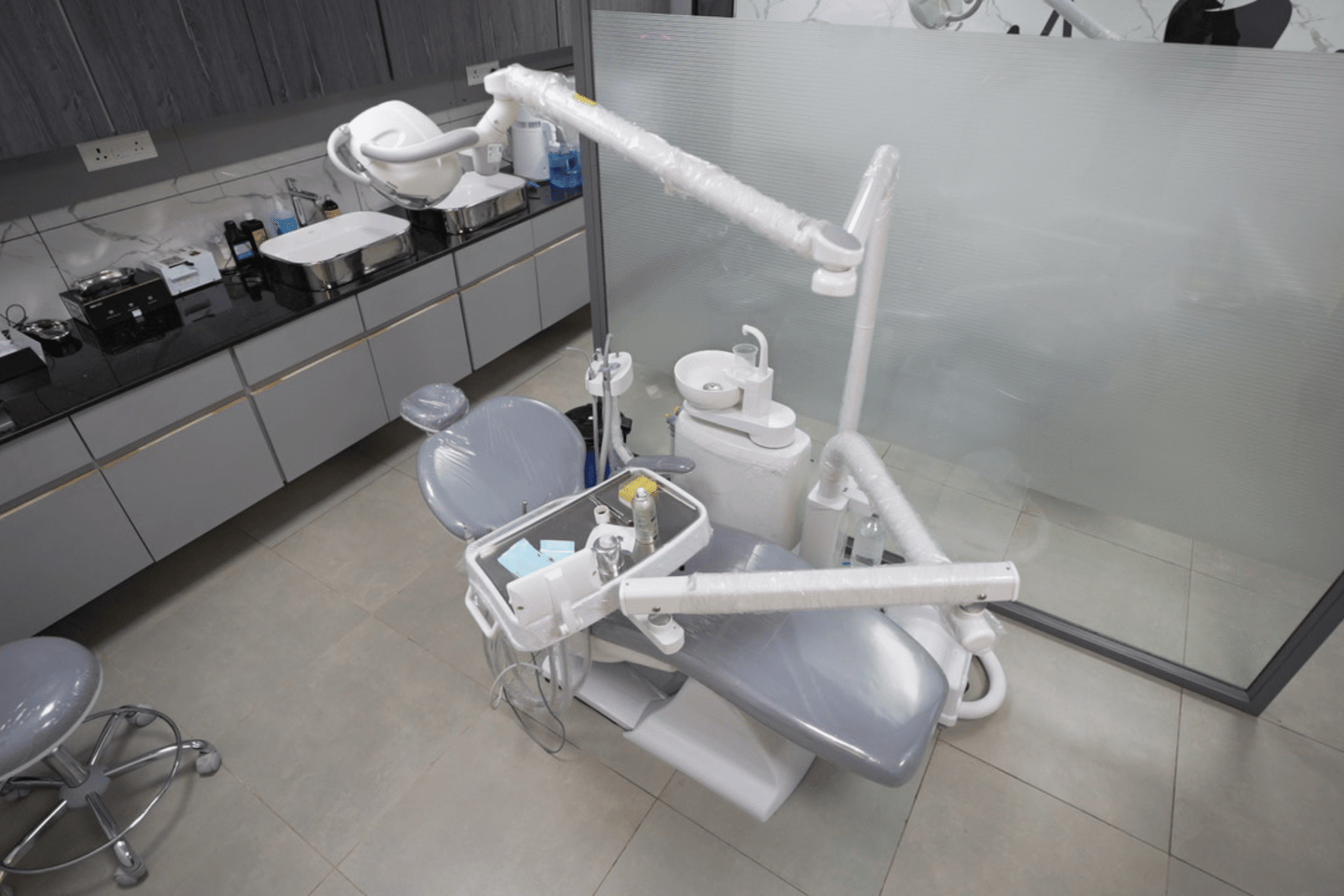 Dentist-scaled